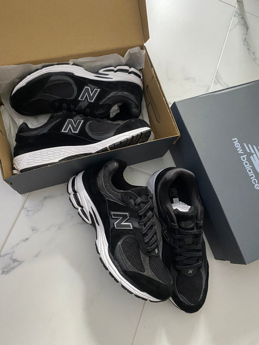 New Balance 2002R "Black"